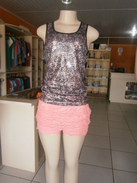 BLUSA DE PAETÊ PRETA